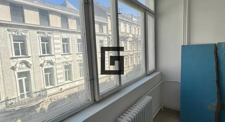 Šestosoban stan | 4zida