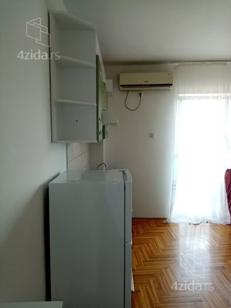Garsonjera | 4zida