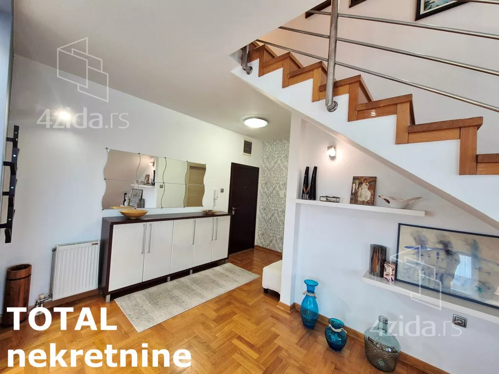 Šestosoban stan | 4zida