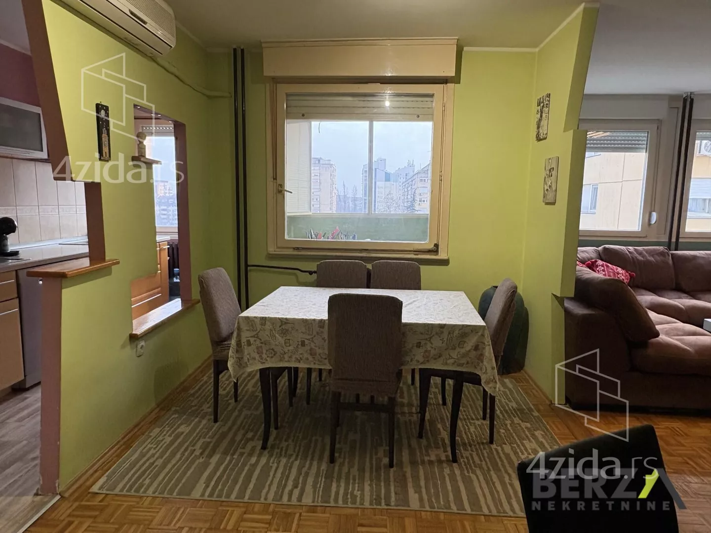 Trosoban stan | 4zida