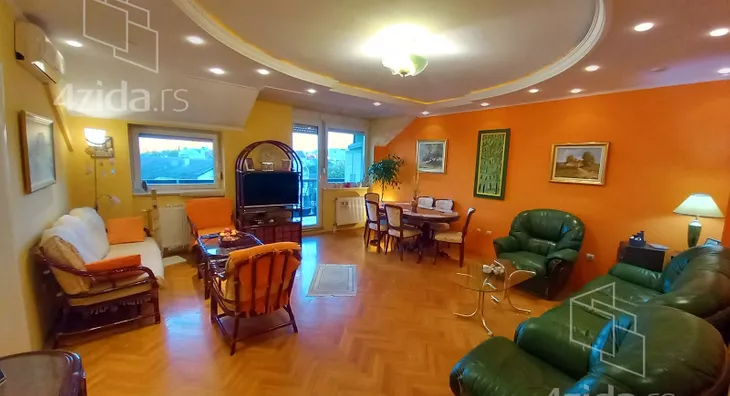 Troiposoban stan | 4zida