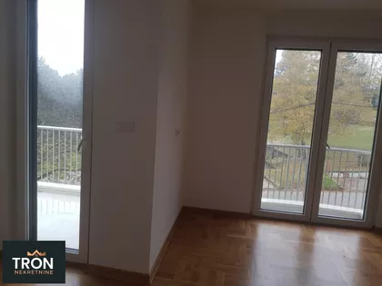 Nemanjina | 4zida.rs