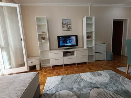 Braće Popović 10 | 4zida.rs