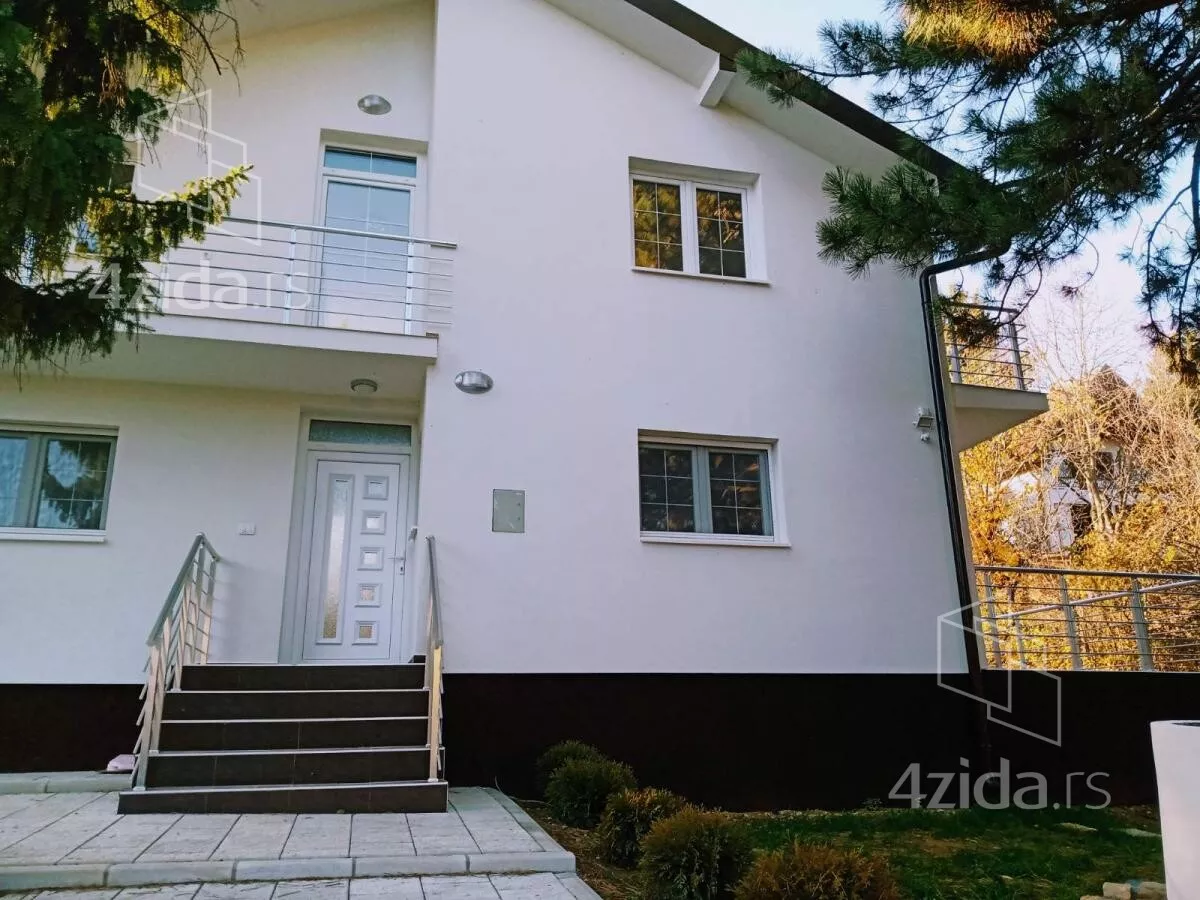 Kuća | 4zida