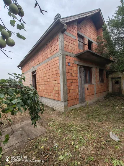 Samoš | 4zida.rs