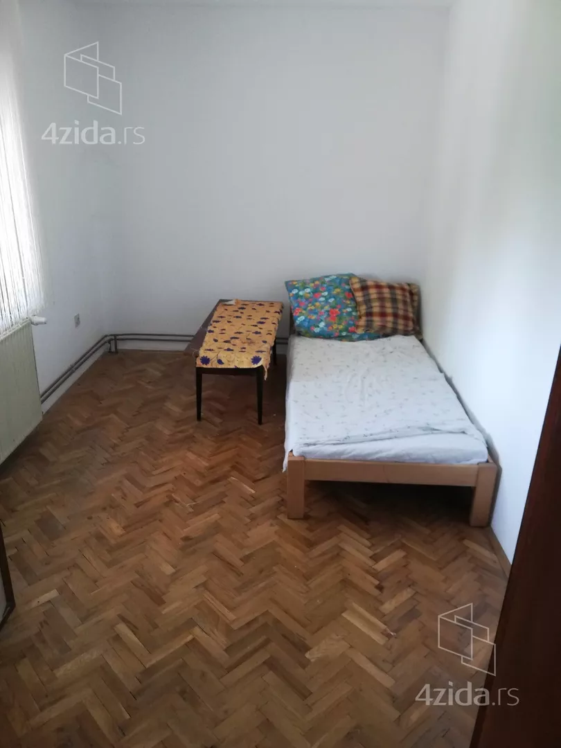 3-etažna kuća | 4zida