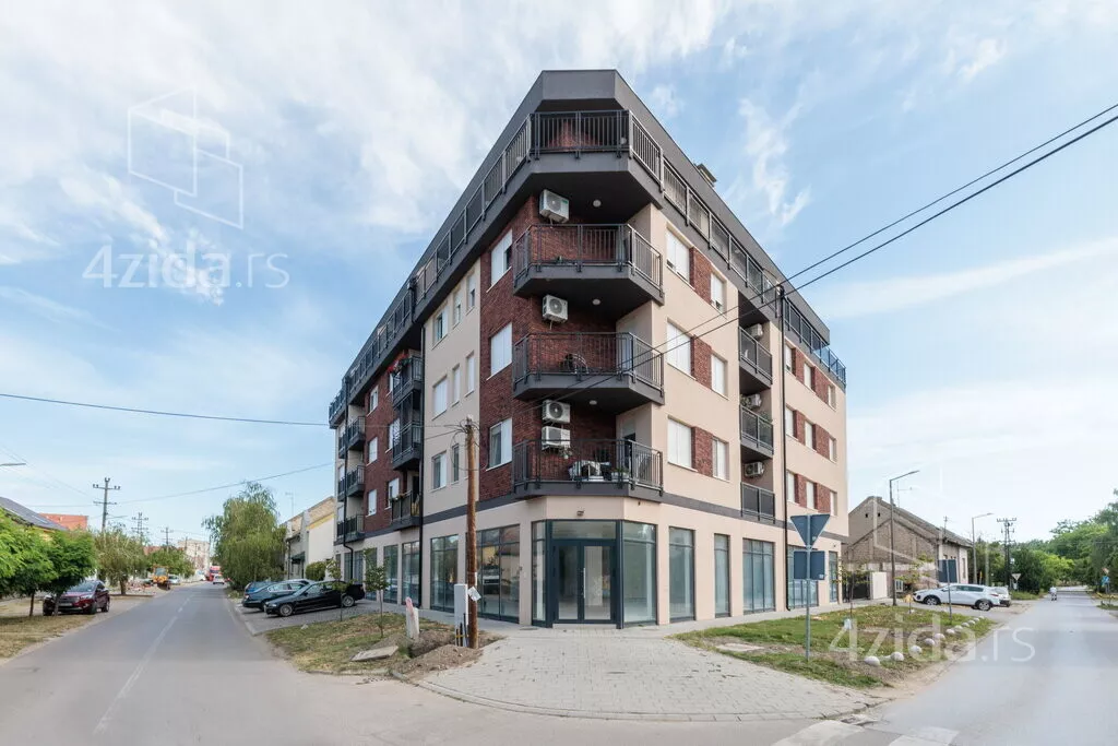 Poslovni prostor | 4zida