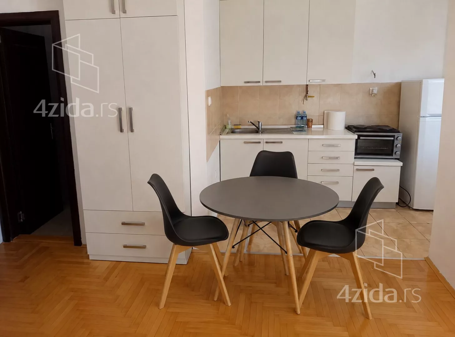 Garsonjera | 4zida