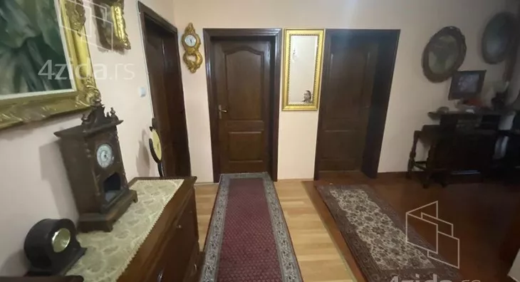 3-etažna kuća | 4zida