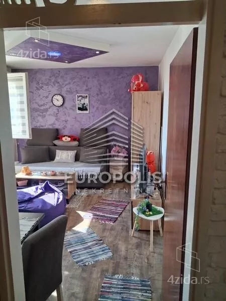Garsonjera | 4zida