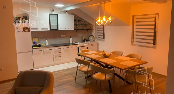 3-etažna kuća | 4zida