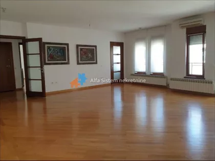 Vračar | 4zida.rs