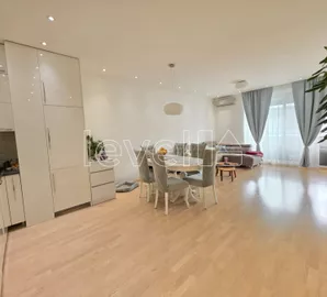Sajmište, Gradske lokacije, Novi Sad, 4.0 stan | 4zida.rs
