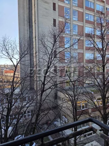 Dzona Kenedija | 4zida.rs