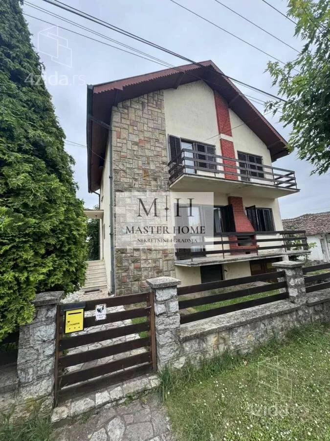 Kuća | 4zida