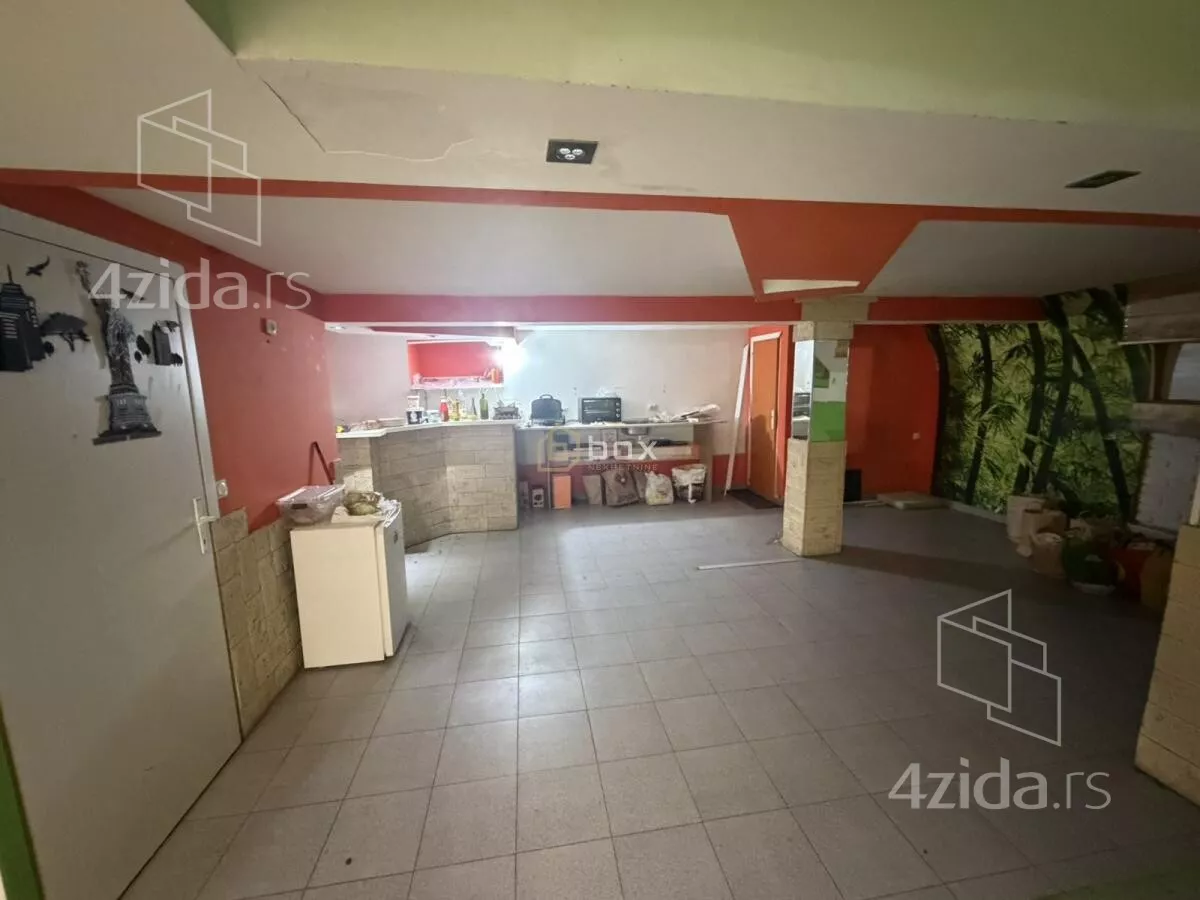 Poslovni prostor | 4zida