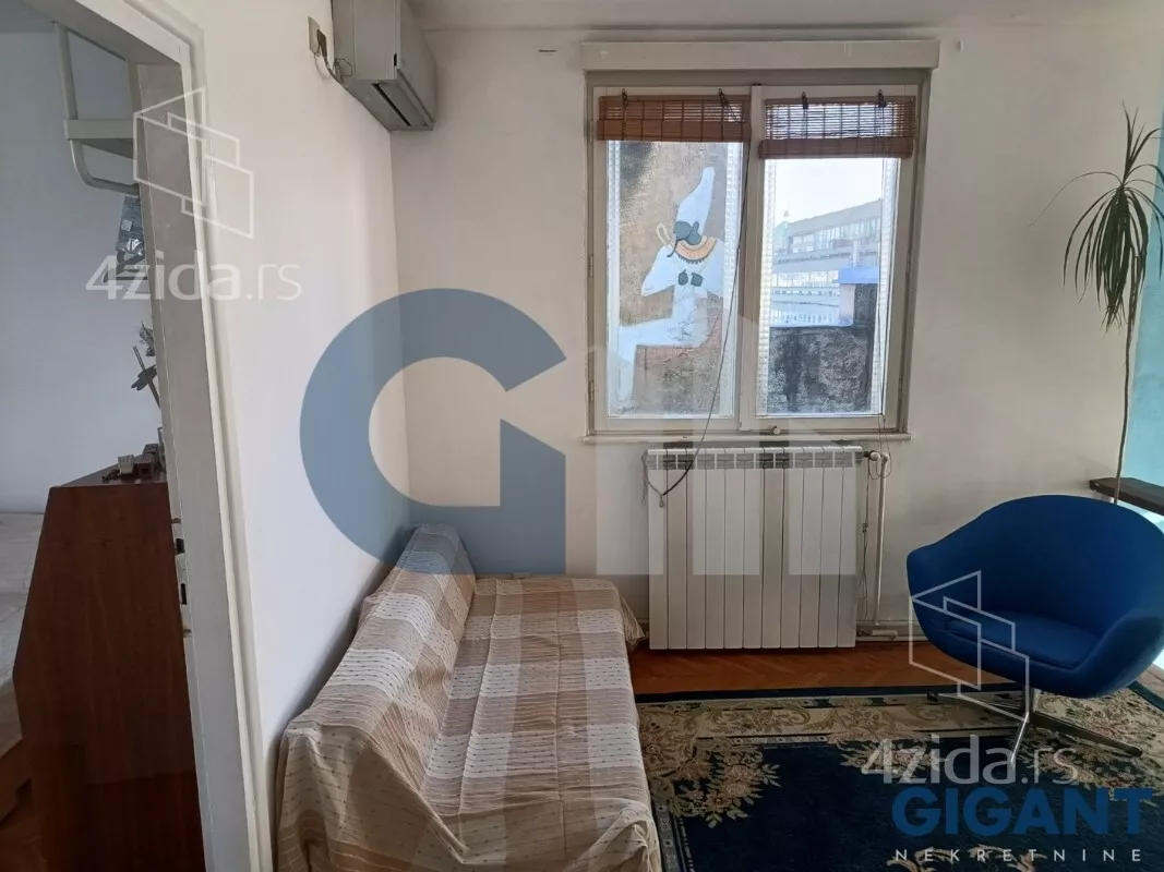 Petosoban stan | 4zida