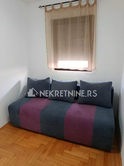 Ugrinovački put | 4zida.rs