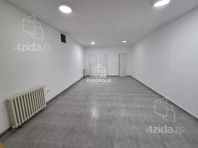 Lokal | 4zida