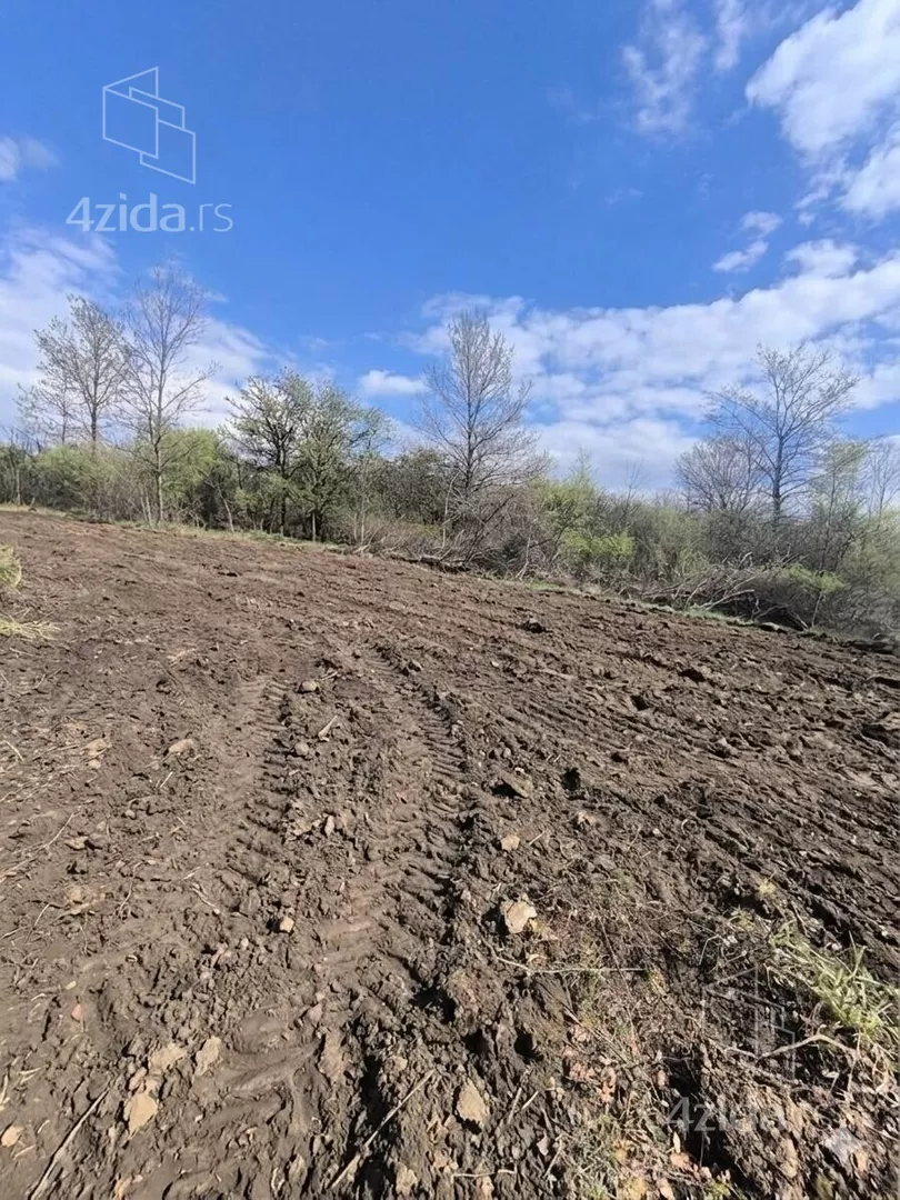 Poljoprivredno zemljište | 4zida