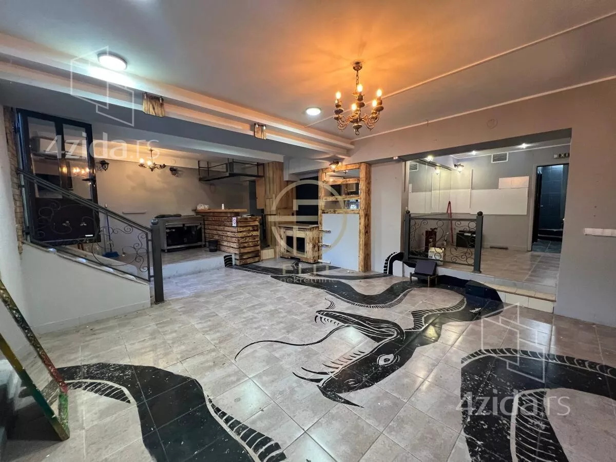 Poslovni prostor | 4zida