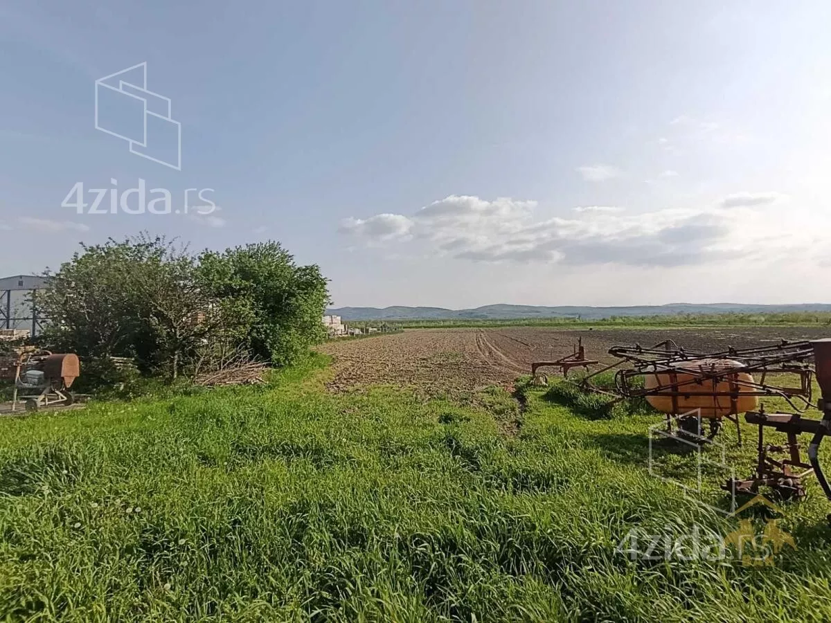Plac | 4zida