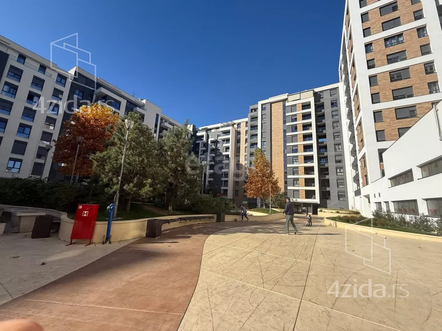 Četvorosoban stan | 4zida