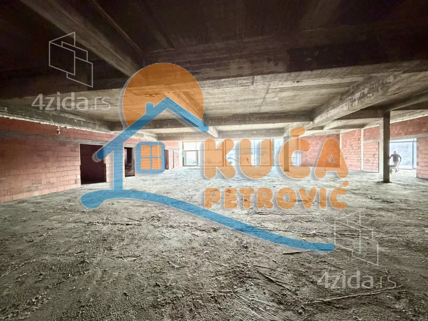 Lokal | 4zida
