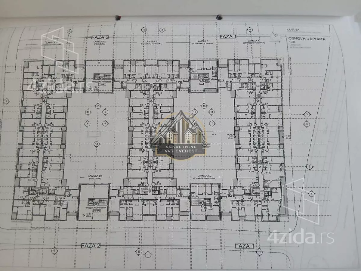 Dvoiposoban stan | 4zida