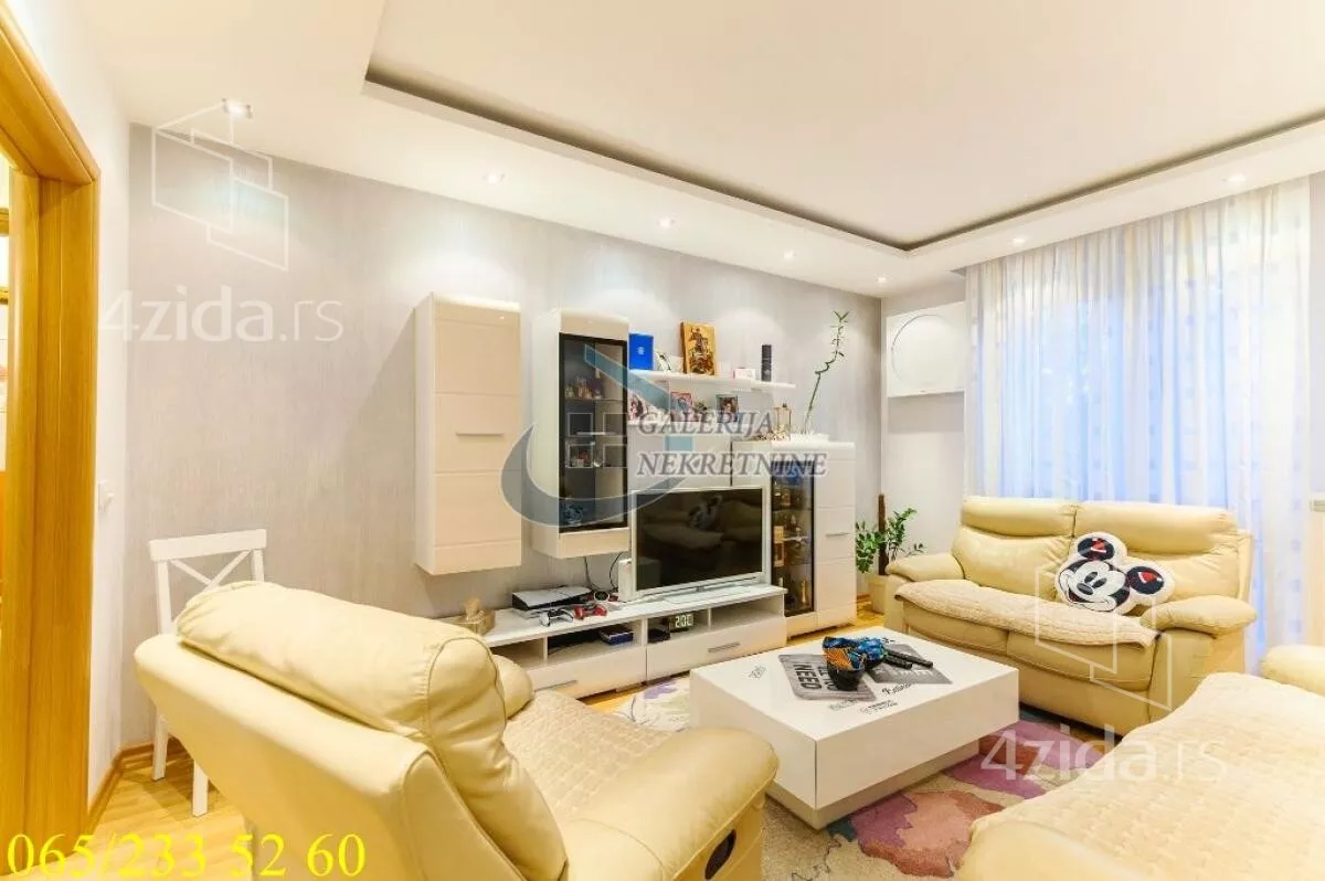 Troiposoban stan | 4zida