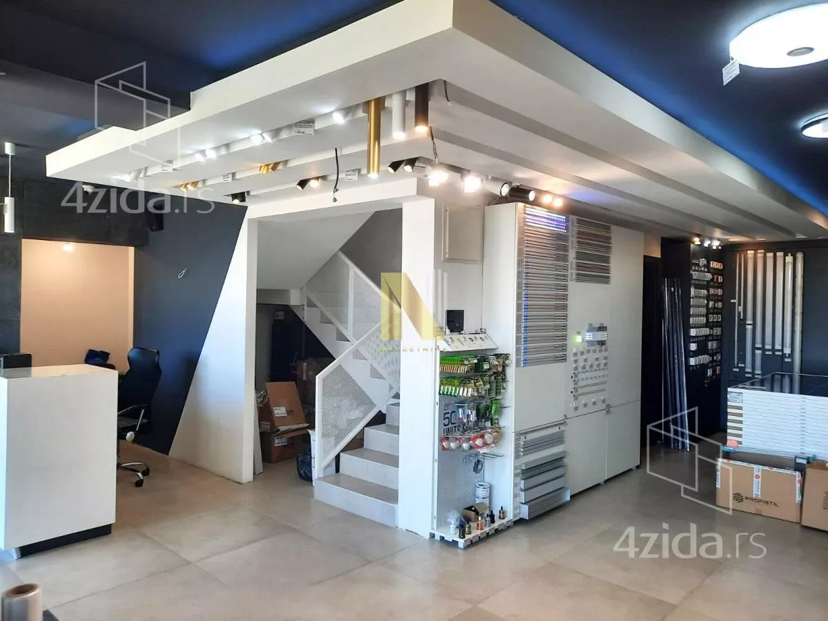 Lokal | 4zida