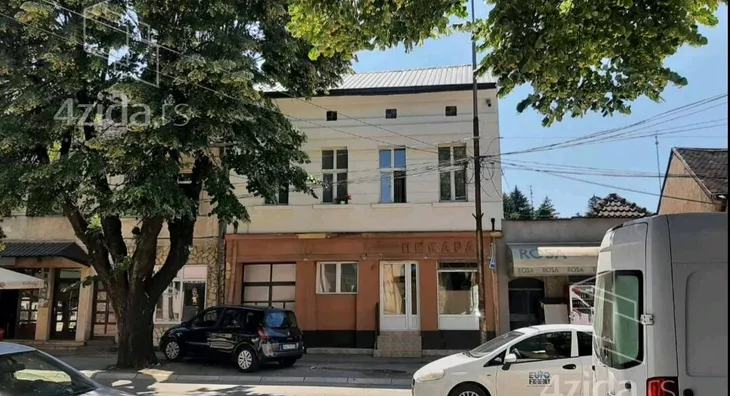 Troiposoban stan | 4zida