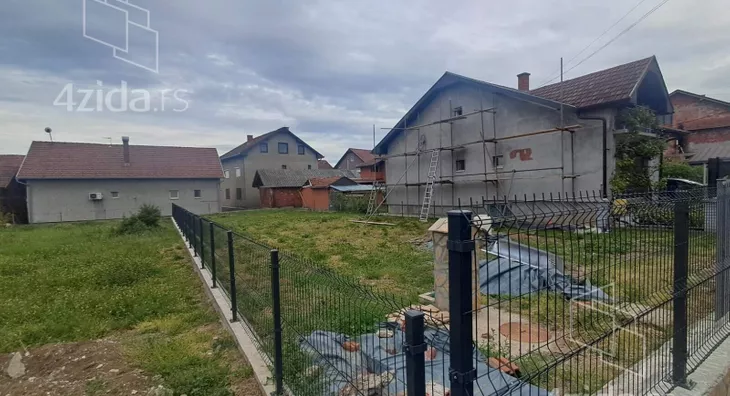 Građevinsko zemljište | 4zida