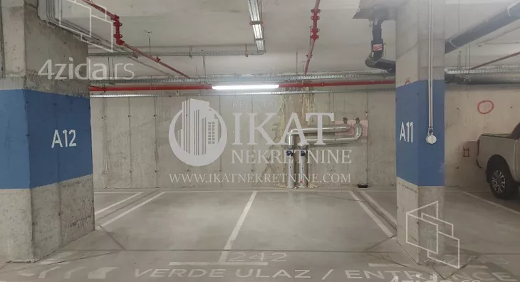 Garaža | 4zida