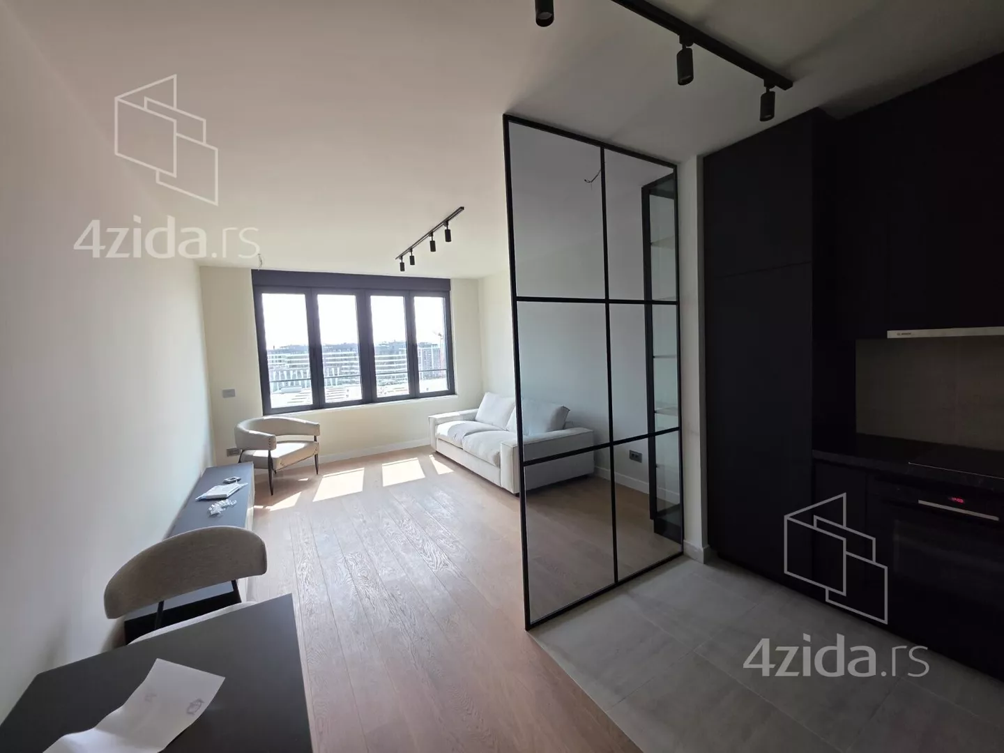 Garsonjera | 4zida