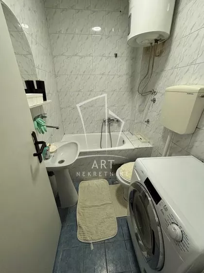 Ace Joksimovića | 4zida.rs