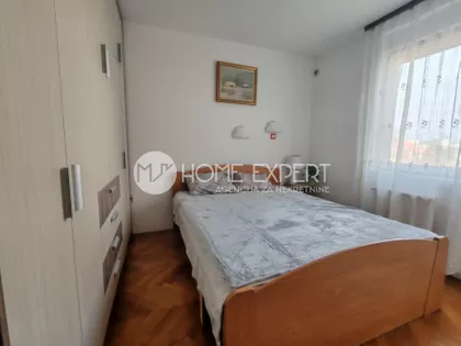 Cara Dušana | 4zida.rs