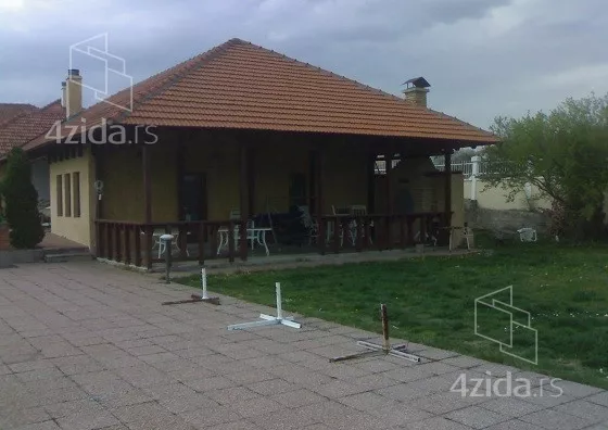 Kuća | 4zida