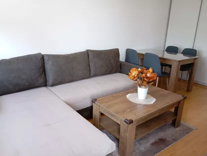 Ognjena Price 30 | 4zida.rs