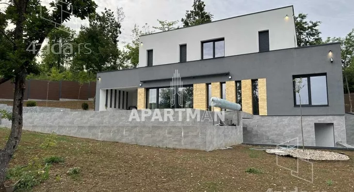 4-etažna kuća | 4zida