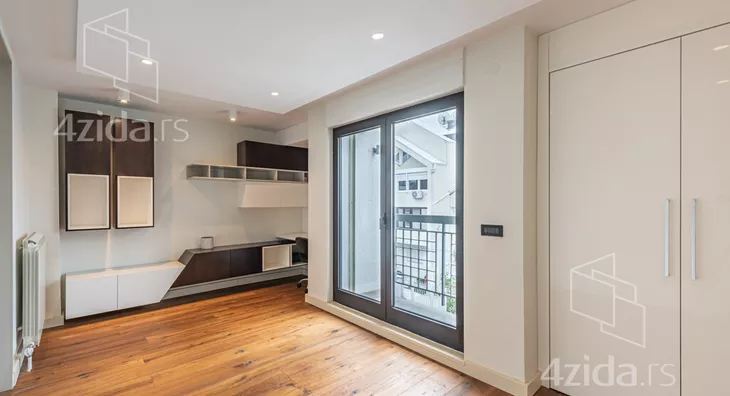 4-etažna kuća | 4zida