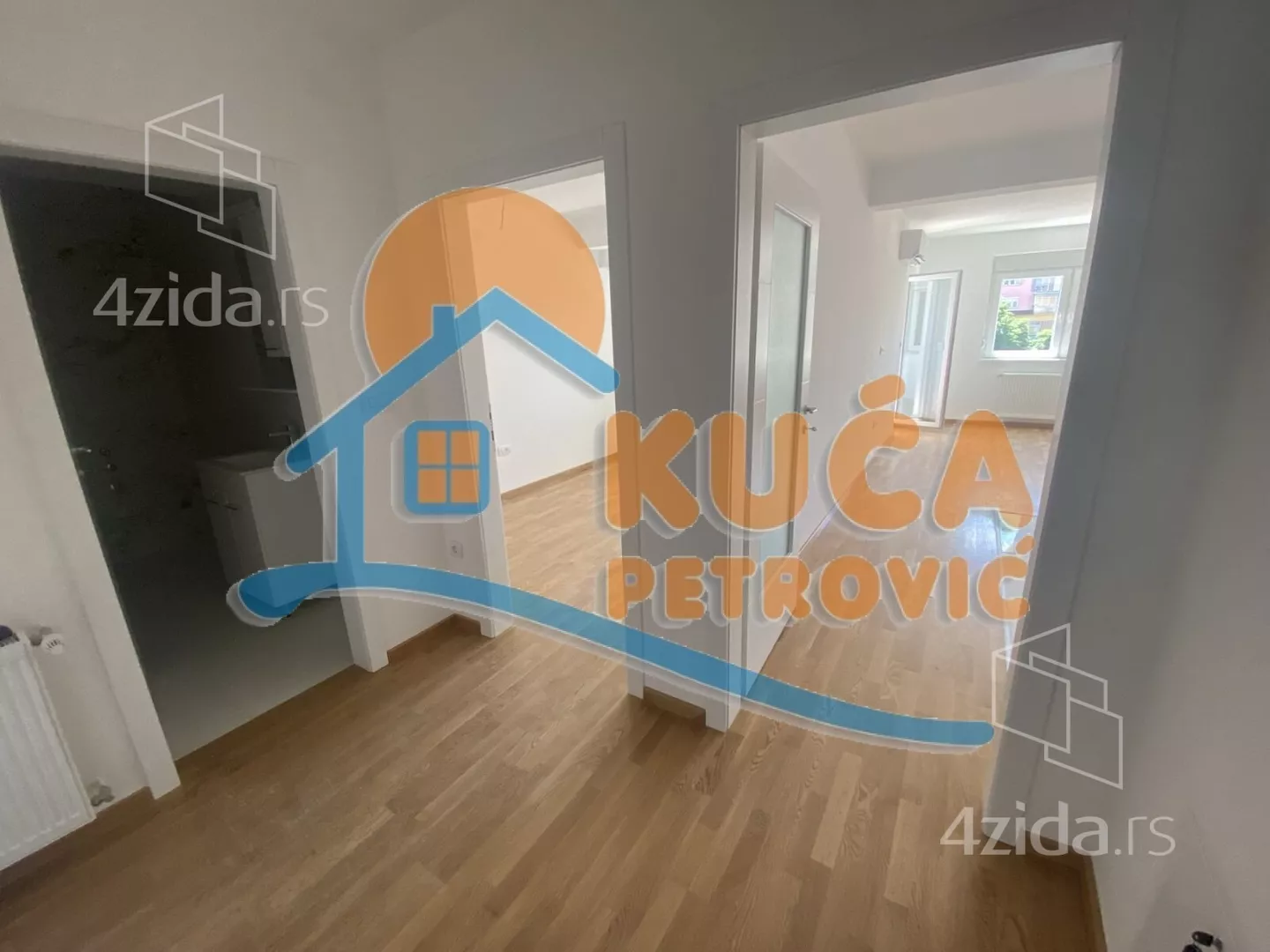 Jednoiposoban stan | 4zida