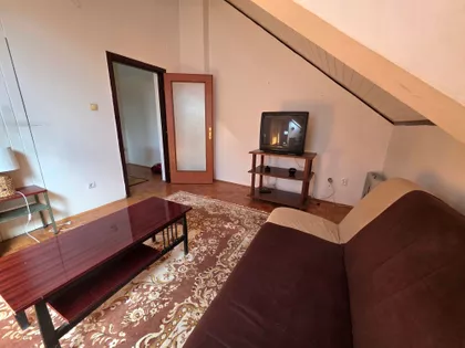 Kneza Lazara 93A | 4zida.rs