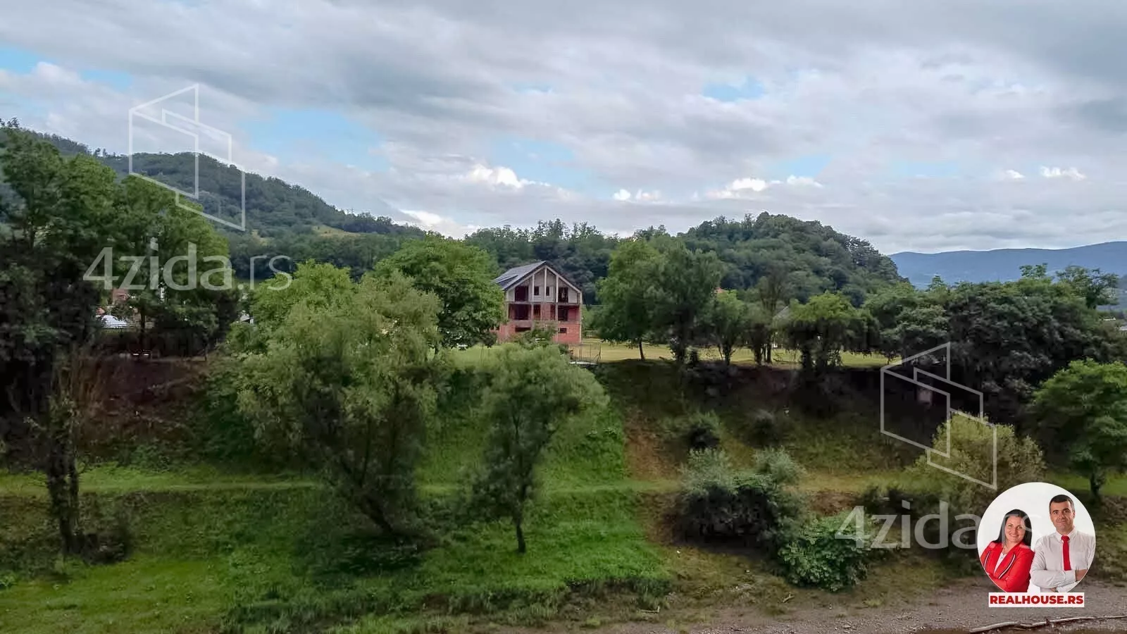 Turistički objekat | 4zida