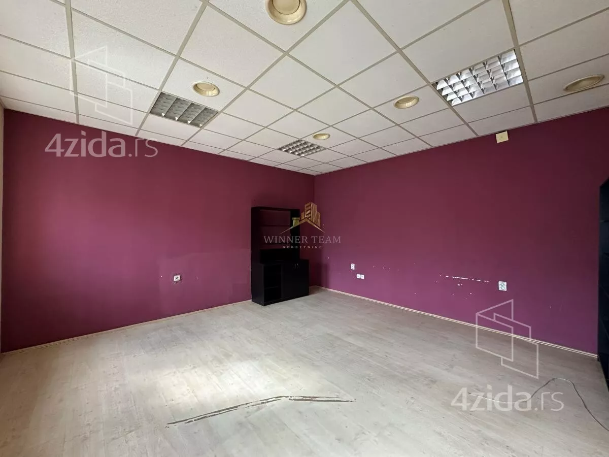 Poslovni prostor | 4zida