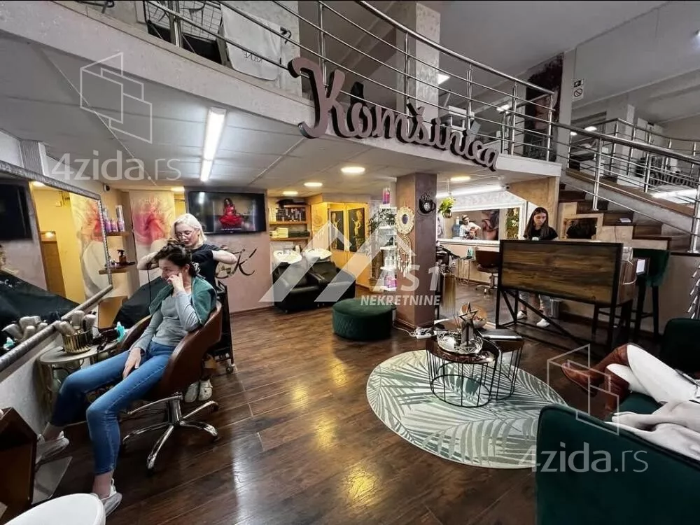 Lokal | 4zida
