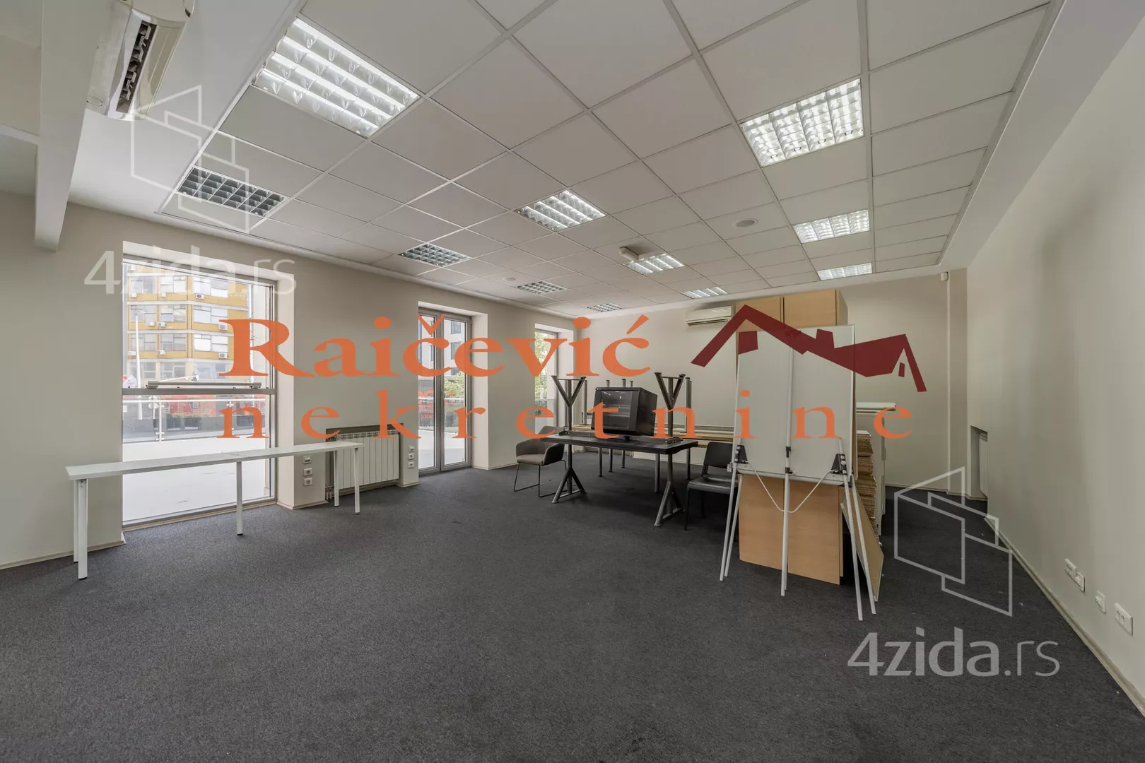 Poslovni prostor | 4zida