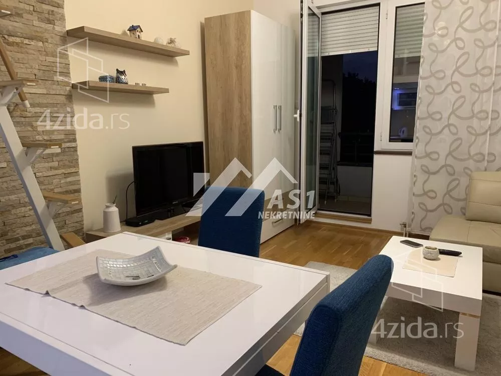 Garsonjera | 4zida