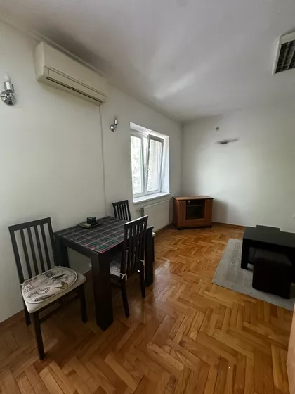 Trg Lazara Nešića | 4zida.rs