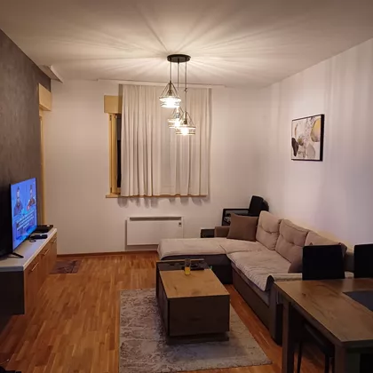 Andrije Jevremovića 117 | 4zida.rs